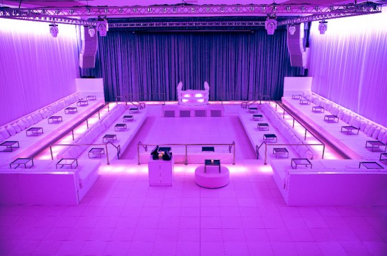 supperclub Los Angeles seating vertical