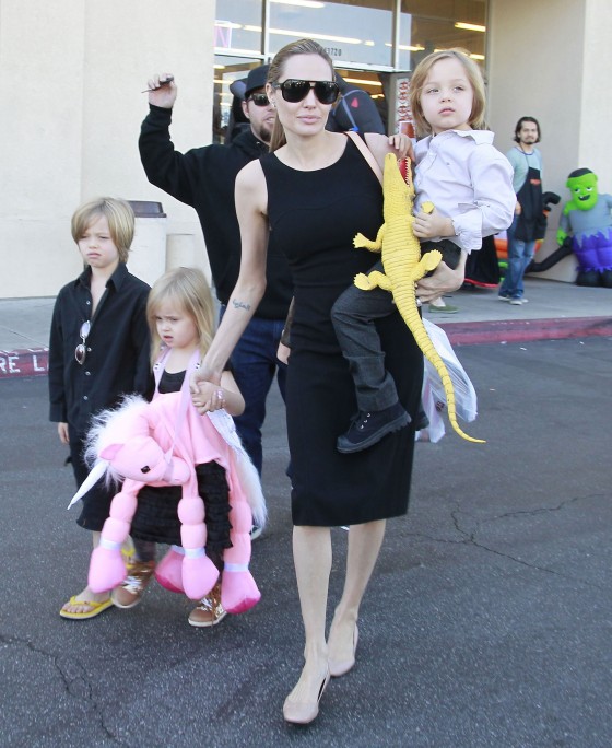 Angelina Jolie Takes Her Kids Shopping For Halloween Costumes
