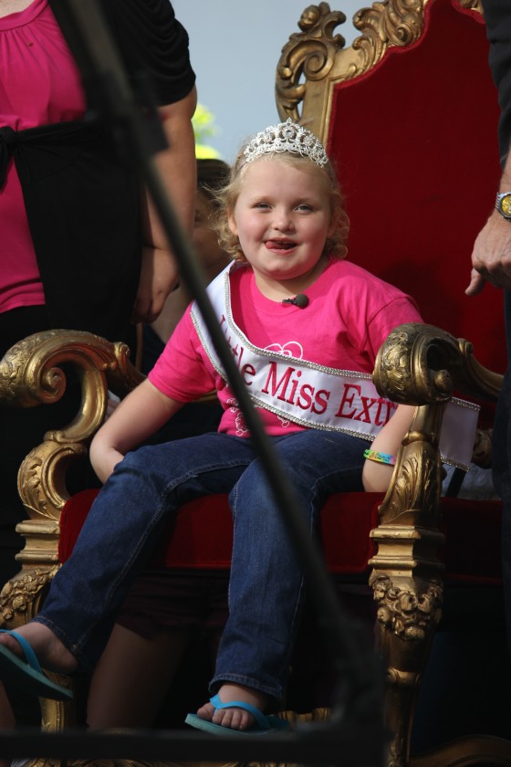 Honey Boo Boo at The Grove for Extra