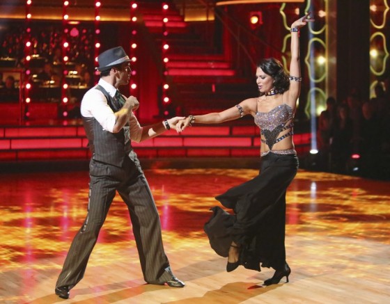 Melissa Rycroft injured on DWTS set