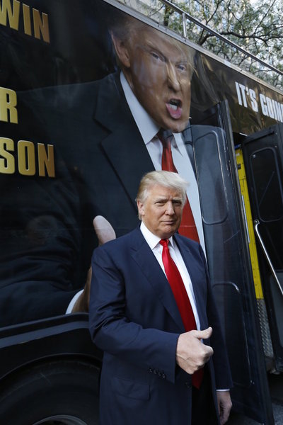 DOnald Trump warns robert pattinson