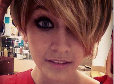 Paris Jackson hair cut