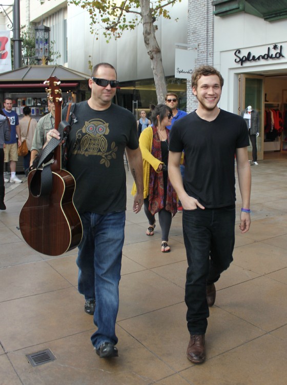 Phillip Phillips live 2012