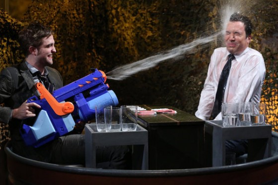 Robert Pattinson Jimmy Fallon Water fight