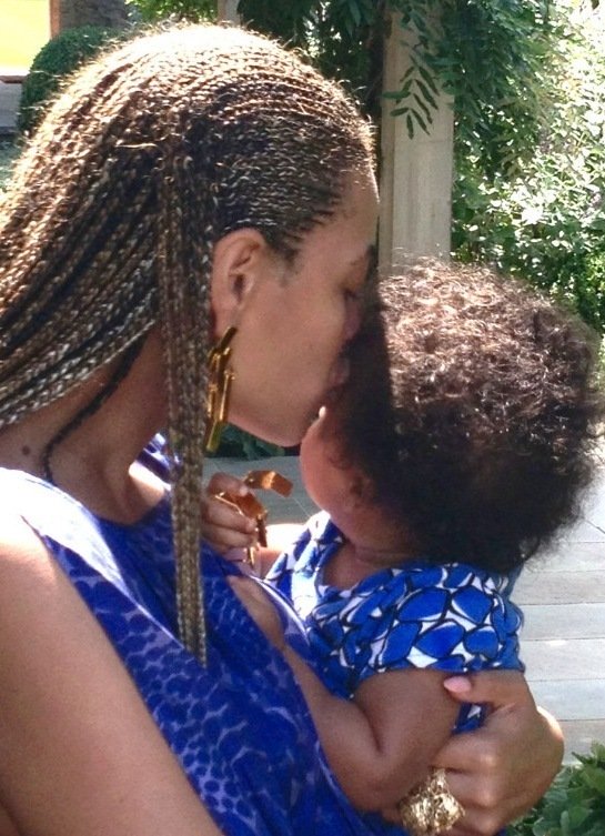 Beyonce and Blue Ivy Photo
