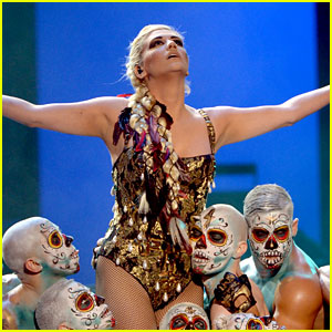 Ke$ha AMA 2012 performance