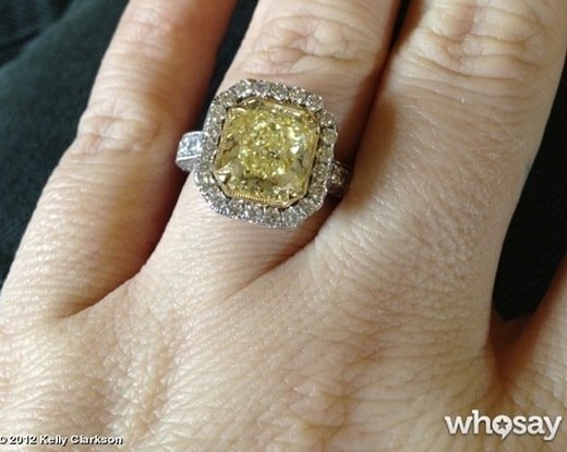 Kelly Clarkson engagement ring