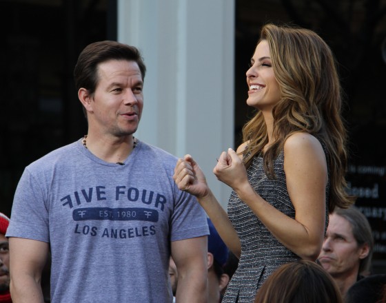 Mark Wahlberg and Maria Menounos at Extra at the Grove