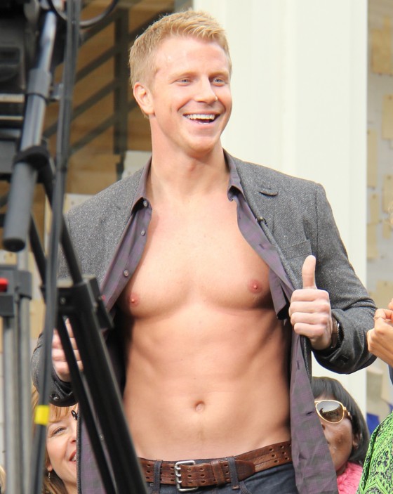 Sean Lowe shirtless abs