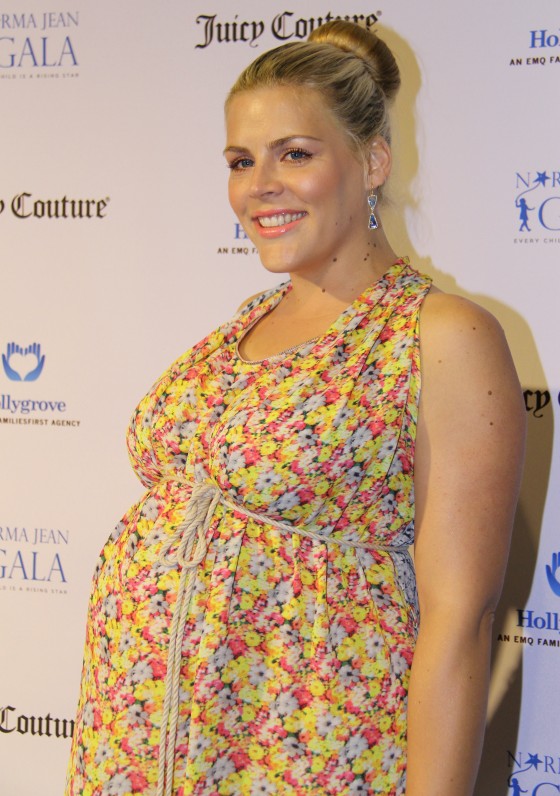 Busy Philipps pregnant belly bump