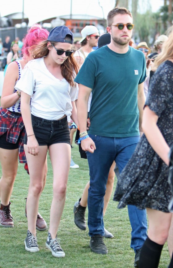 Robert Pattinson and Kristen Stewart