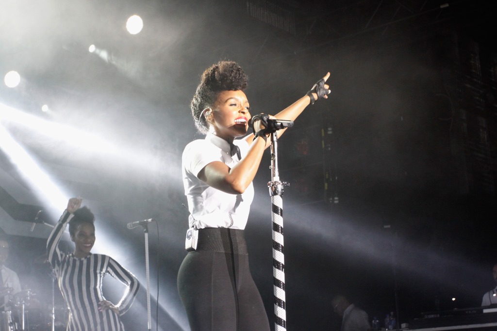Janelle_Monae_concert 