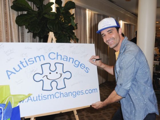 Gilles Marini was all smiles as he supported Autism Changes at Debbie Durkin’s EcoLuxe Lounge sponsored by Chariot Travelware and Un Joyau Majestueux at The Beverly Hills Hotel in Beverly Hills, CA.
