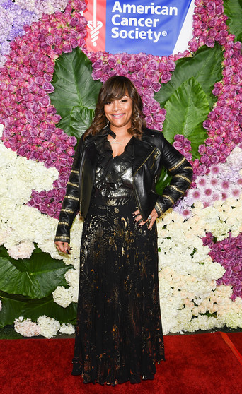 Global ambassador and jewelry designer Simone I. Smith, wife to Hip Hop Legend LL Cool J was honored at the American Cancer Society Giants of Science Gala Honors at the Four Seasons Los Angeles.